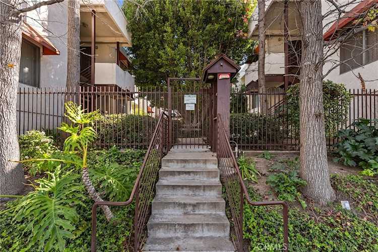 5652 Yolanda Ave #7, Tarzana, CA 91356