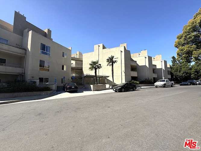 2900 Fairway Ave #507, La Crescenta, CA 91214