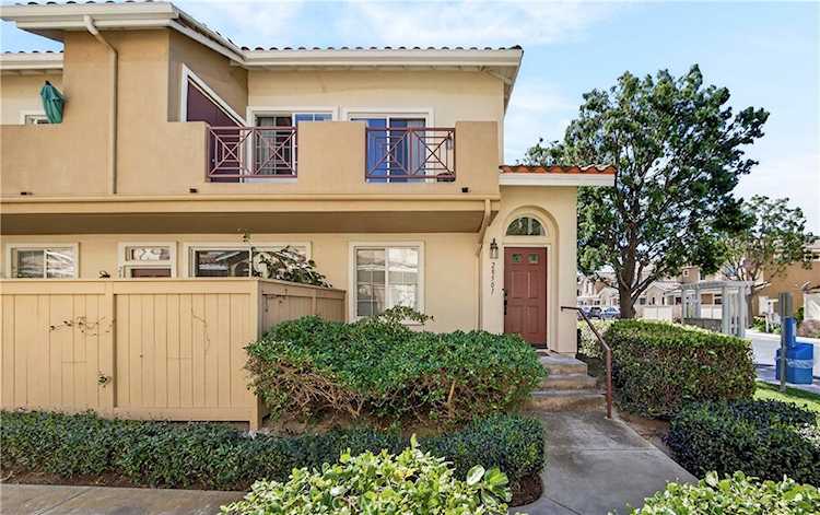 28501 Salerno Dr, Trabuco Canyon, CA 92679