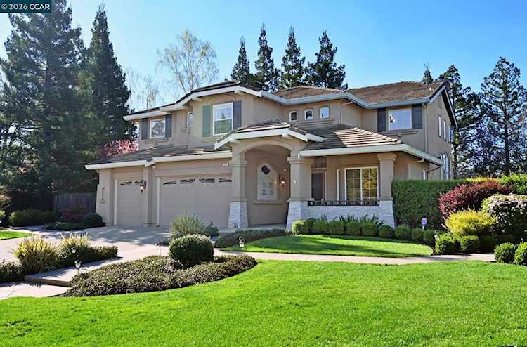 908 Gibson Ct, Alamo, CA 94507