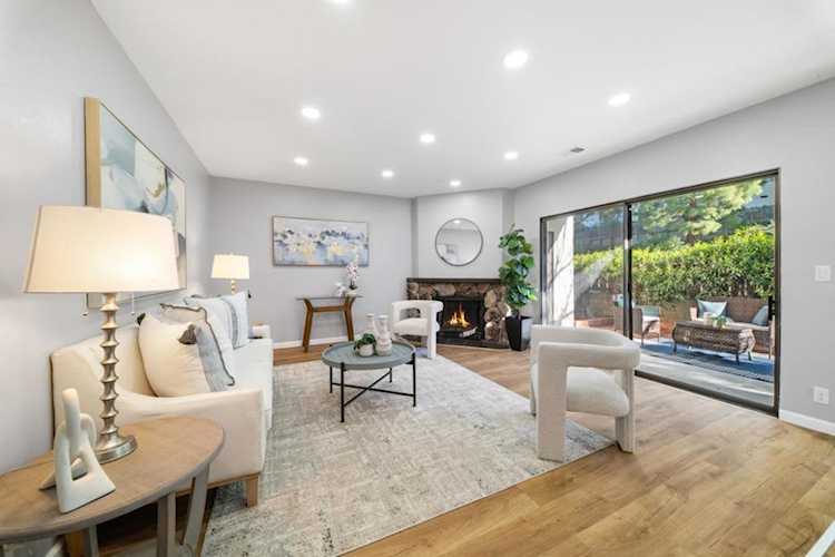 21117 Gary Dr #119, Castro Valley, CA 94546