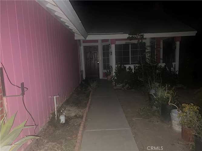 2607 Ferdinand Ct, Perris, CA 92571