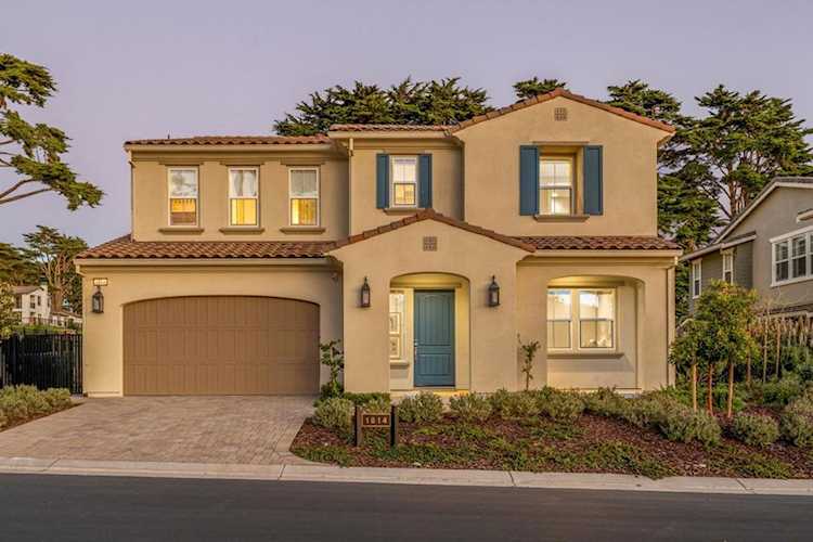 1814 Links Dr, Seaside, CA 93955