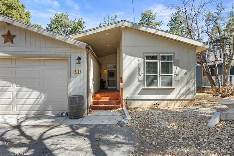 775 Riverside Ave, Sugarloaf, CA 92386