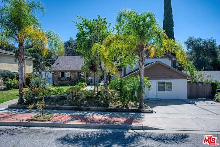 22650 Jameson Dr, Calabasas, CA 91302