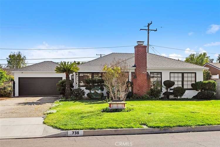 738 Stonehurst Dr, Altadena, CA 91001