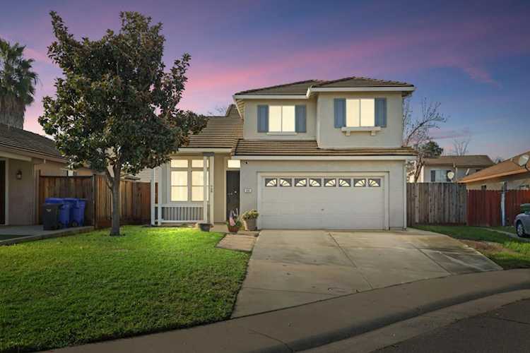 988 Padbury Court, Galt, CA 95632