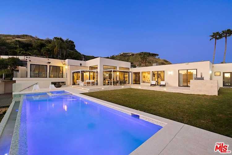 971 Enchanted Way, Pacific Palisades, CA 90272