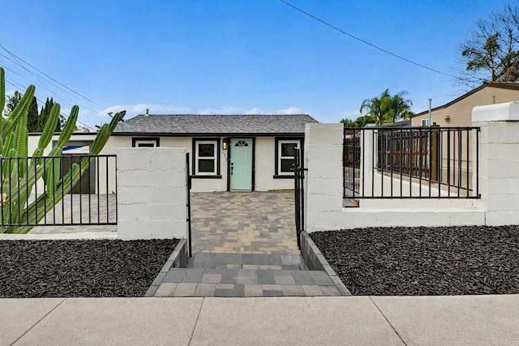 3234 Cypress St, National City, CA 91950