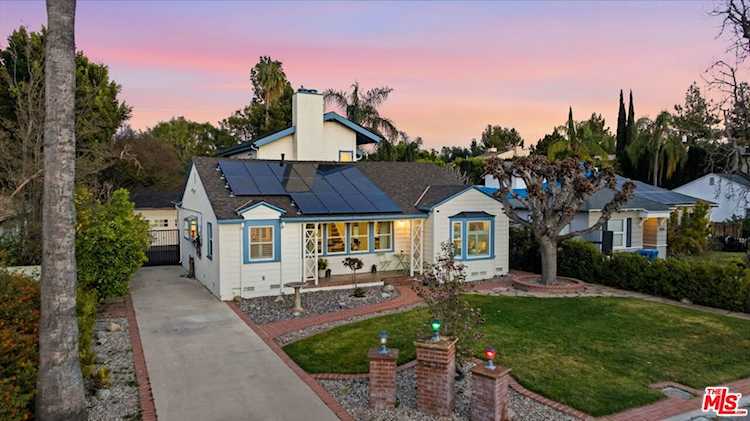 5420 Morella Ave, Valley Village, CA 91607