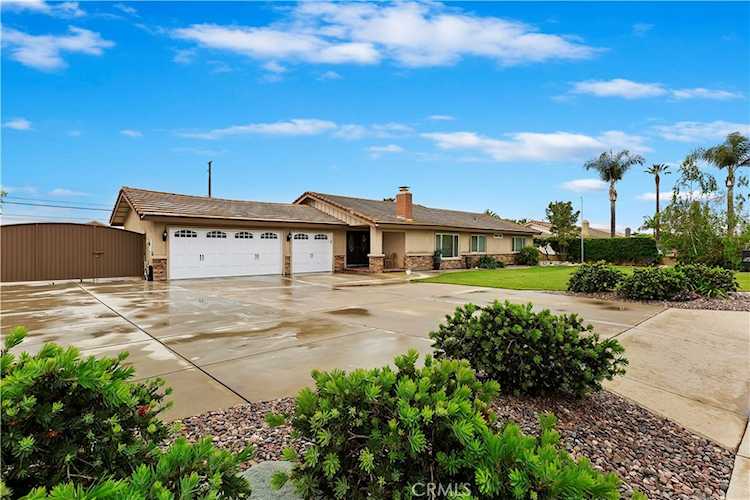 4551 Monte Verde St, Montclair, CA 91763