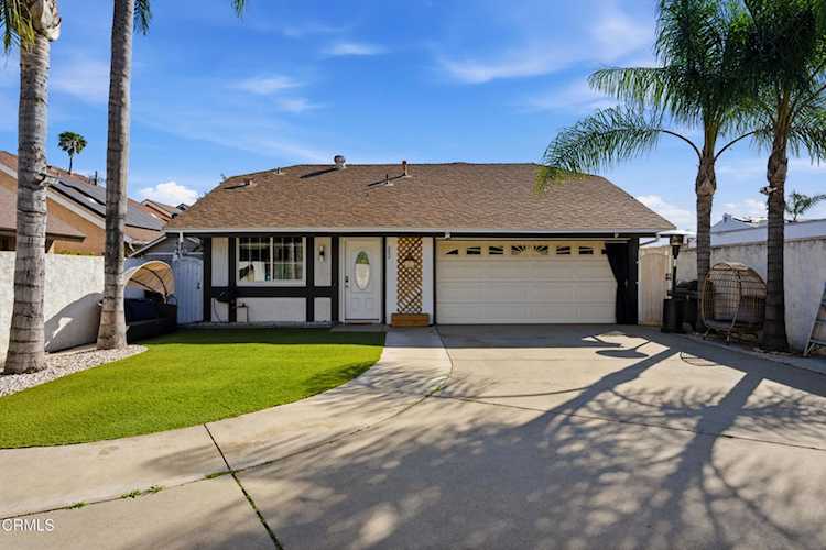 202 Avon Ln, Fillmore, CA 93015