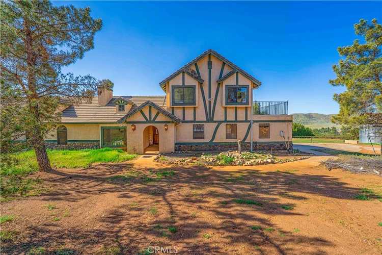 34754 Ellenan, Acton, CA 93510