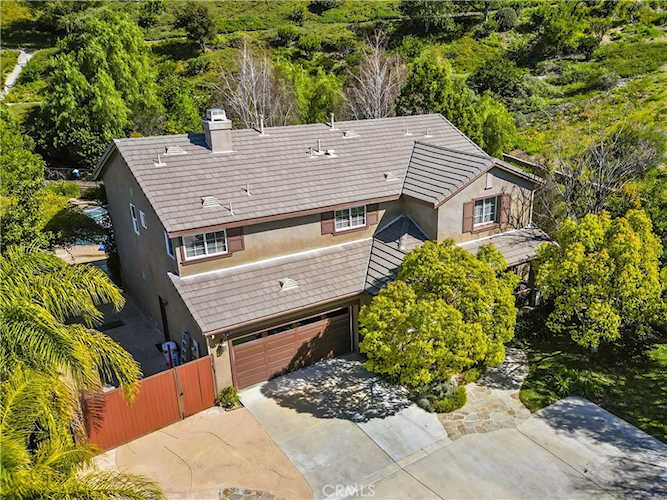 22262 Trinity Place, Saugus, CA 91390