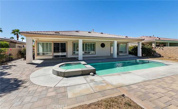 74064 Chinook Circle, Palm Desert, CA 92211