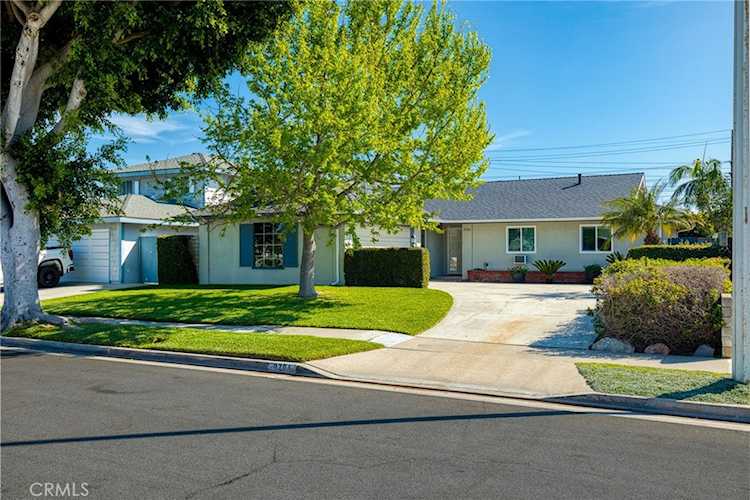 9704 Lark Circle, Fountain Valley, CA 92708