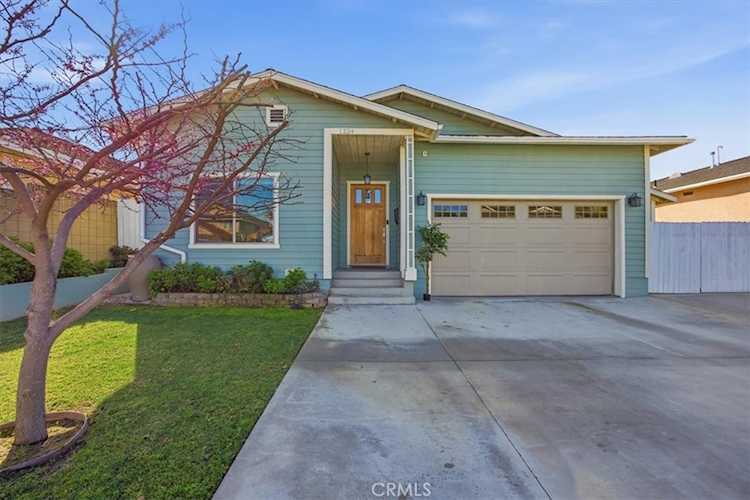 1224 243rd St, Harbor City, CA 90710