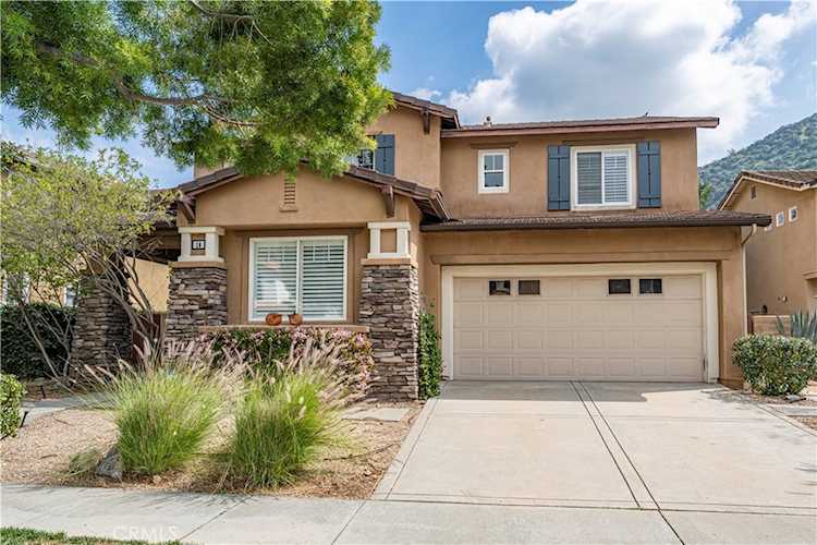 14 Sagebrush Way, Azusa, CA 91702