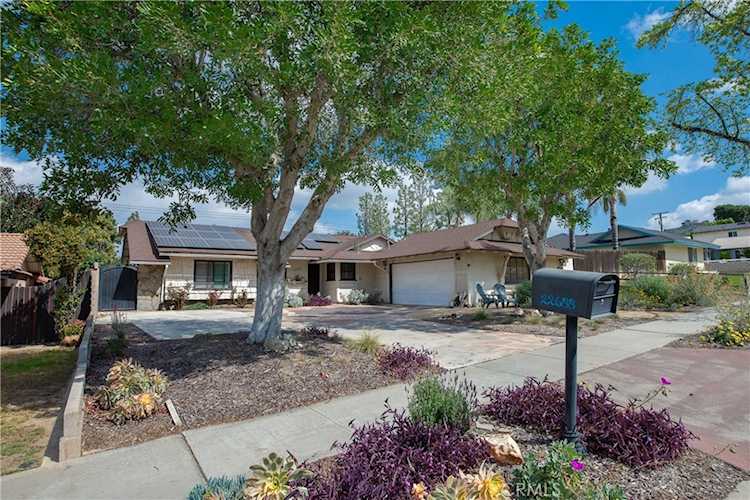 22688 La Paix St, Grand Terrace, CA 92313