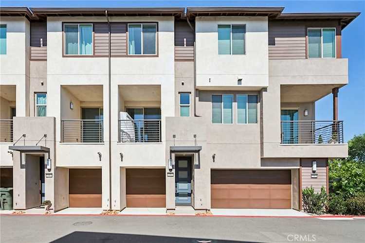 1571 Lima #5, Placentia, CA 92870