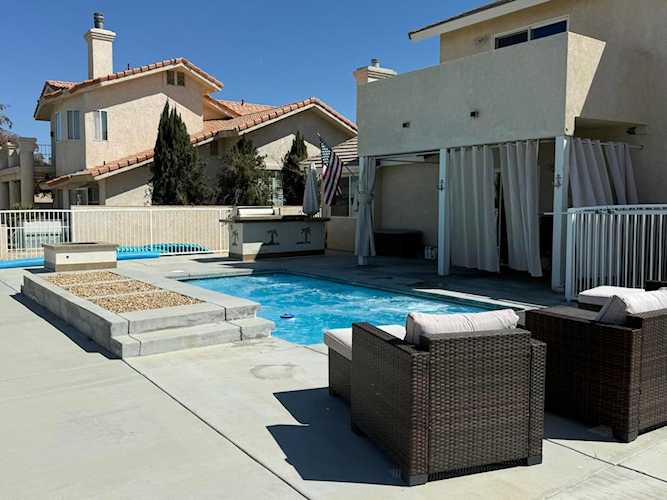 26334 Edgewater Ln, Helendale, CA 92342