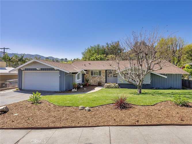 9545 Creemore Dr, Tujunga, CA 91042