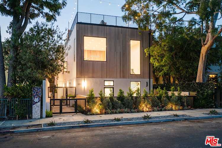 611 Broadway St, Venice, CA 90291