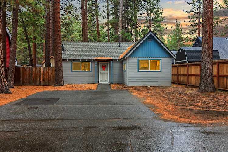 2520 Osborne Avenue, South Lake Tahoe, CA 96150