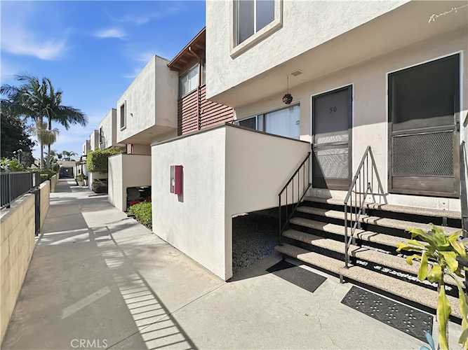 7033 Stewart And Gray, Downey, CA 90241