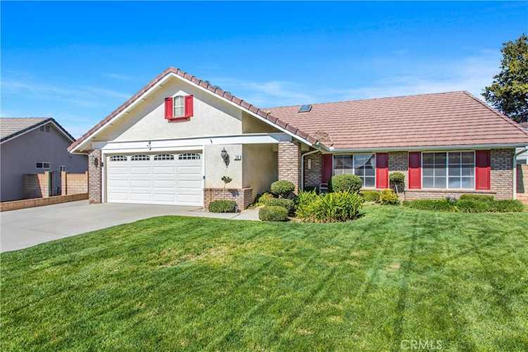 370 Rogers Ct, Calimesa, CA 92320