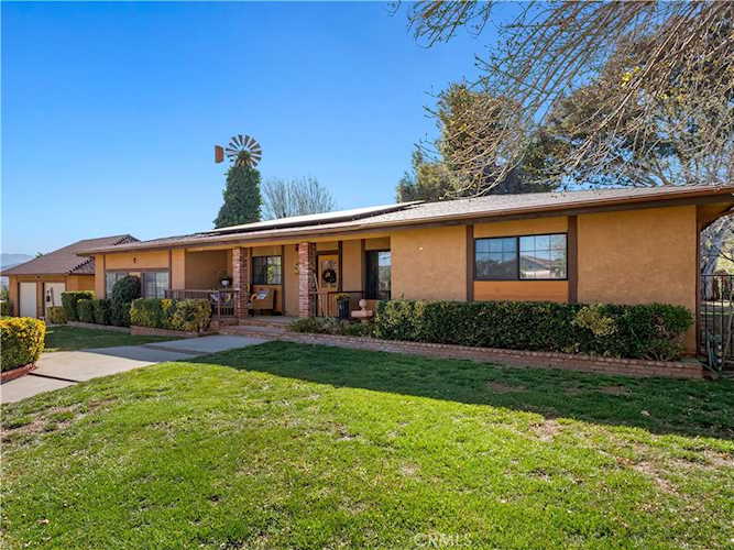 33805 Crown Valley Rd, Acton, CA 93519