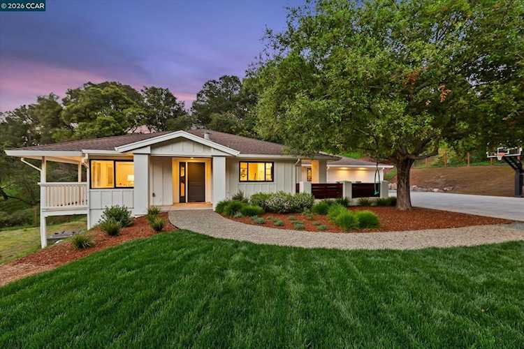 6 Del Valle, Orinda, CA 94563