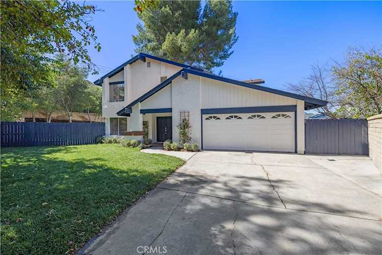 24603 Little Oak, Newhall, CA 91321
