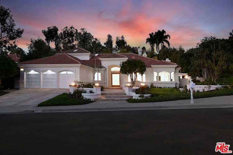 25605 Melbourne Ct, Calabasas, CA 91302