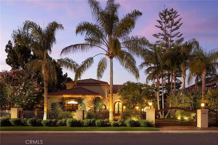 25281 Derbyhill Dr, Laguna Hills, CA 92653