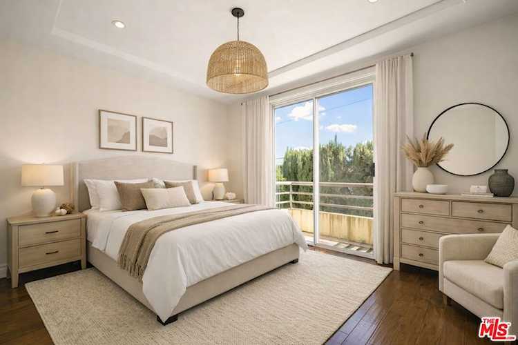 4128 Whitsett Ave #107, Studio City, CA 91604