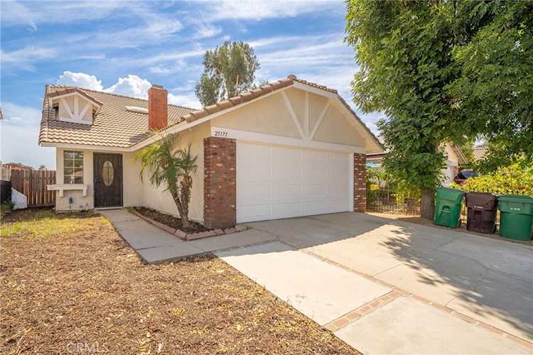 25177 Dana Ln, Moreno Valley, CA 92551