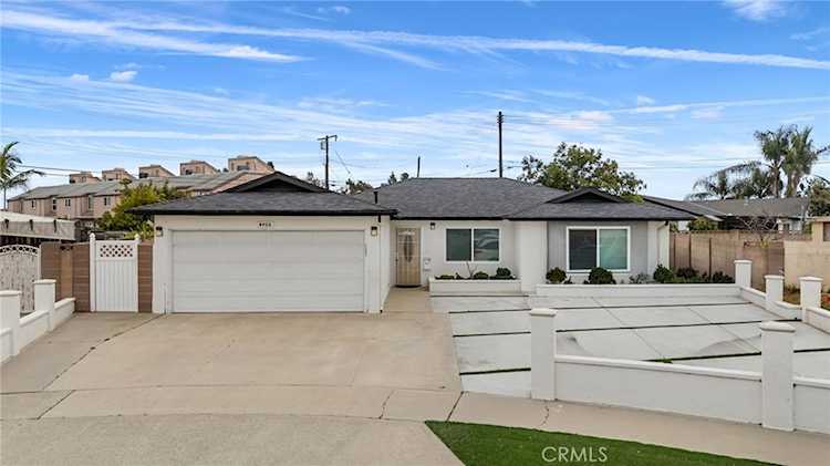 8922 Jennrich Ave, Westminster, CA 92683