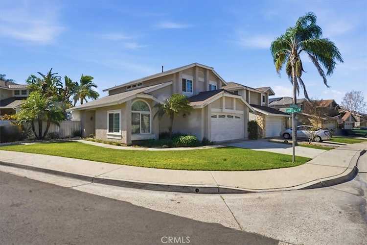 31952 Pleasant Glen, Trabuco Canyon, CA 92679