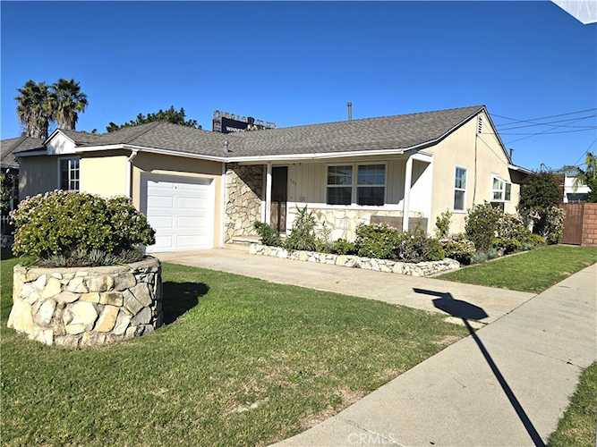 825 W 144th, Gardena, CA 90247