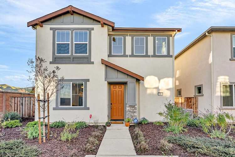 9 Cedar Ct, Pittsburg, CA 94565