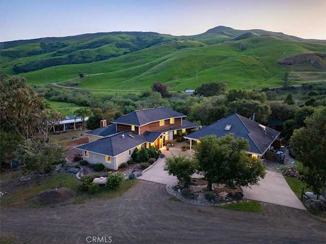 1677 Rising Star Place, Cayucos, CA 93430