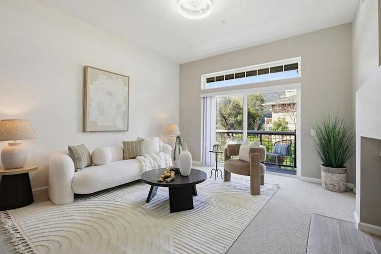 332 Crescent Ct, Brisbane, CA 94005