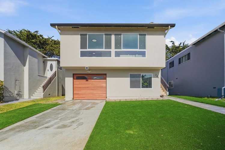 249 Gateway Dr, Pacifica, CA 94044