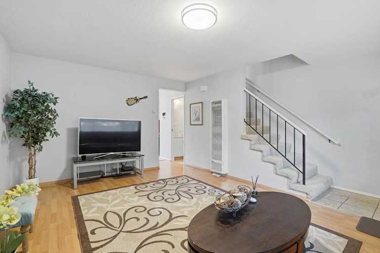 205 Del Valle Cir, El Sobrante, CA 94803