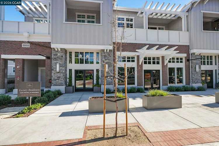 600 Hartz Ave #114, Danville, CA 94526