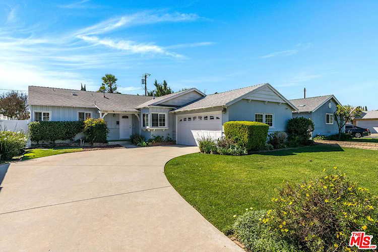15708 Kalisher St, Granada Hills, CA 91344