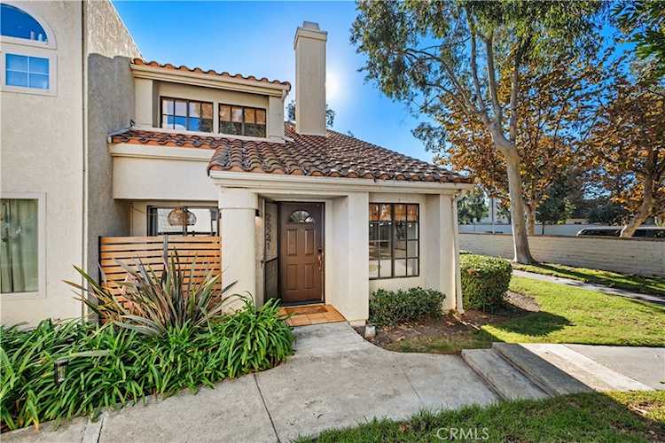 26241 Via Mistral, San Juan Capistrano, CA 92675