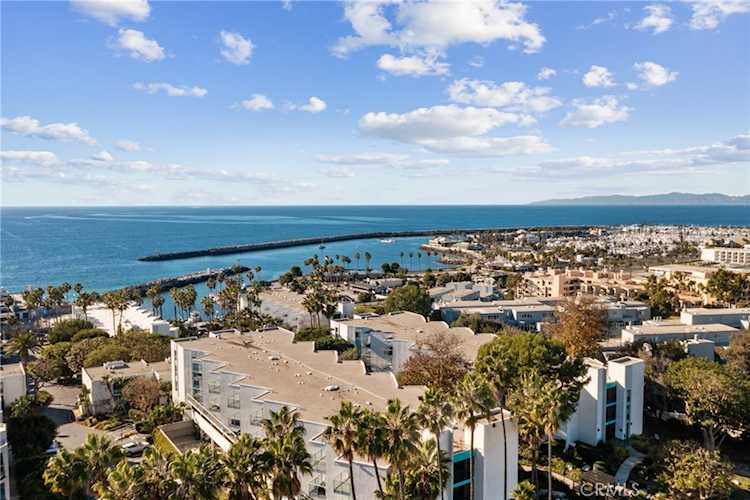 510 The Village #203, Redondo Beach, CA 90277