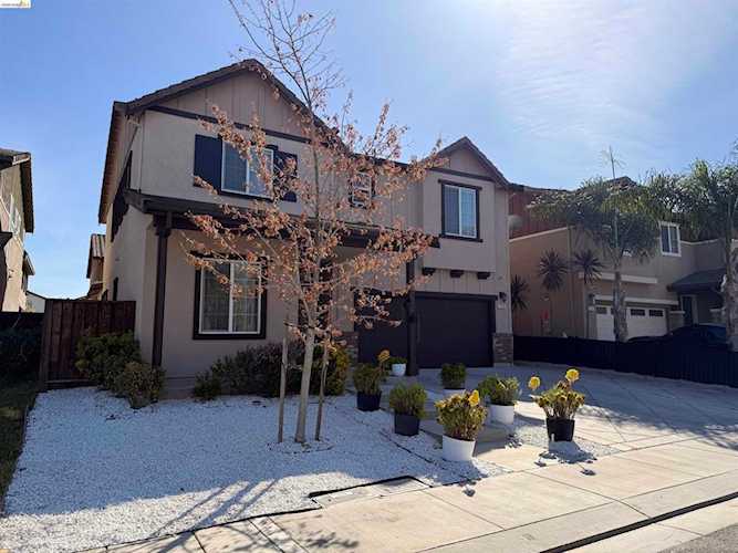 Address Withheld, Oakley, CA 94561